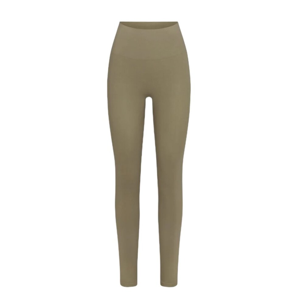 SKIMS Green Soft Smoothing Seamless Legging (NWT)